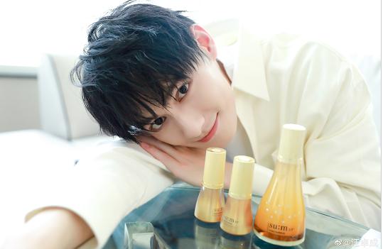 汪卓成为什么叫舅舅、小明、憨憨 汪卓成为什么叫舅舅、小明、憨憨