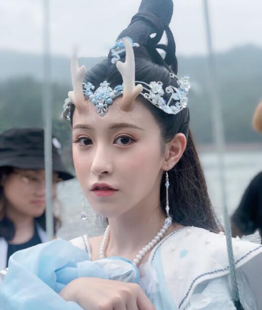 朱圣祎是混血儿吗(朱圣祎毕业于哪所大学)