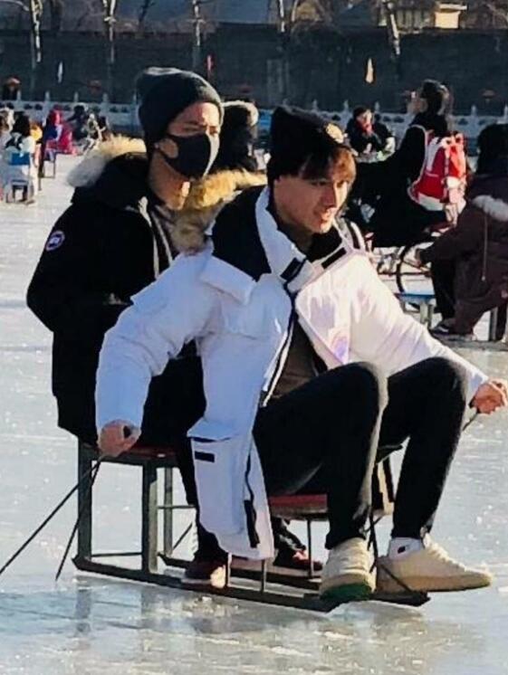 汪卓成为什么叫舅舅、小明、憨憨 汪卓成为什么叫舅舅、小明、憨憨