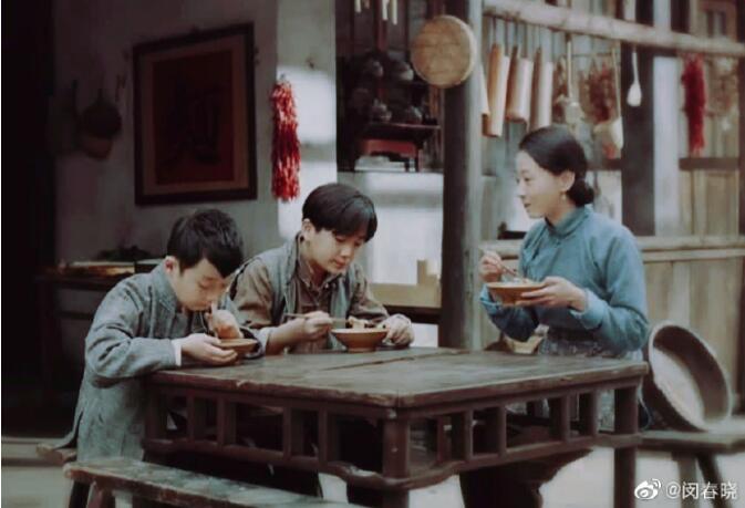 闵春晓的林黛玉和陈晓旭的对比谁更美