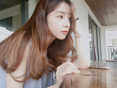 周二珂是王思聪的女友吗？周二珂在熊猫的房