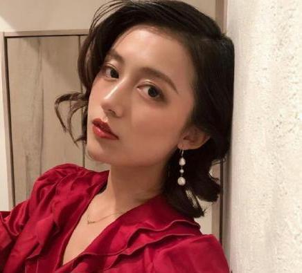 黑尾酱的纹身是真的吗?黑尾酱陈典多大岁数 黑尾酱的纹身是真的吗?黑尾酱陈典多大岁数