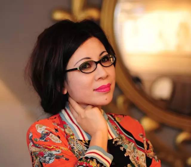 台湾陈文茜为什么不结婚？陈文茜暗恋李敖吗