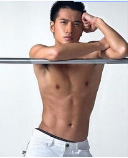 赵文瑄为什么不结婚？赵文瑄是不是同性恋啊