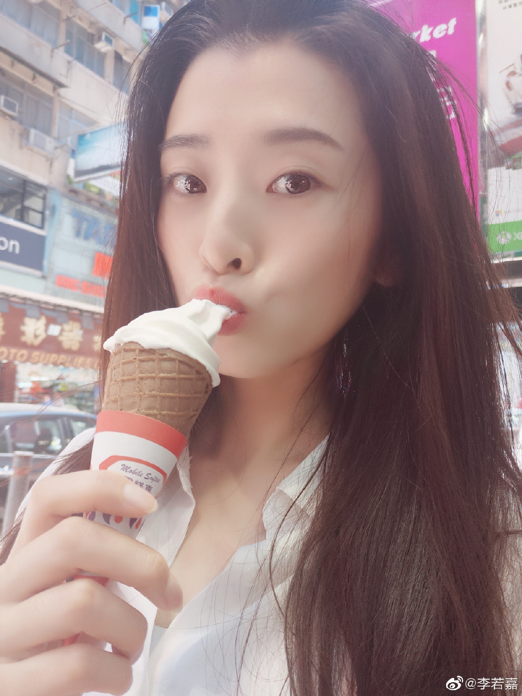 李若嘉哪一年出生的(李若嘉个人资料简介(身高/生日/年龄) 李若嘉哪一年出生的(李若嘉个人资料简介(身高/生日/年龄)