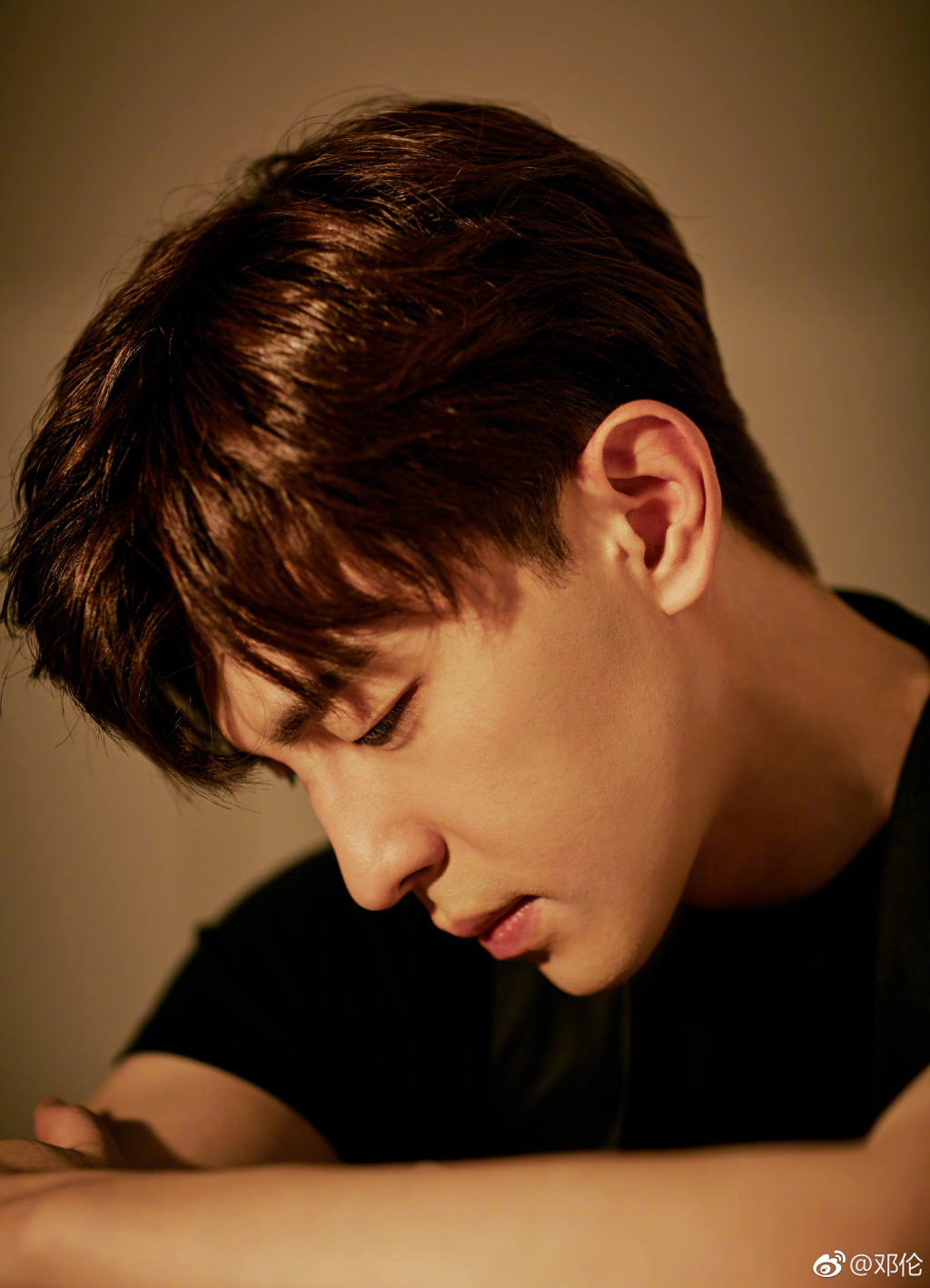 邓伦为什么叫邓有味、邓三轮、伦巴？邓伦整