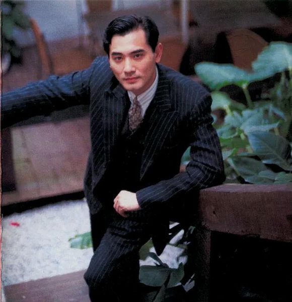 赵文瑄为什么不结婚？赵文瑄是不是同性恋啊