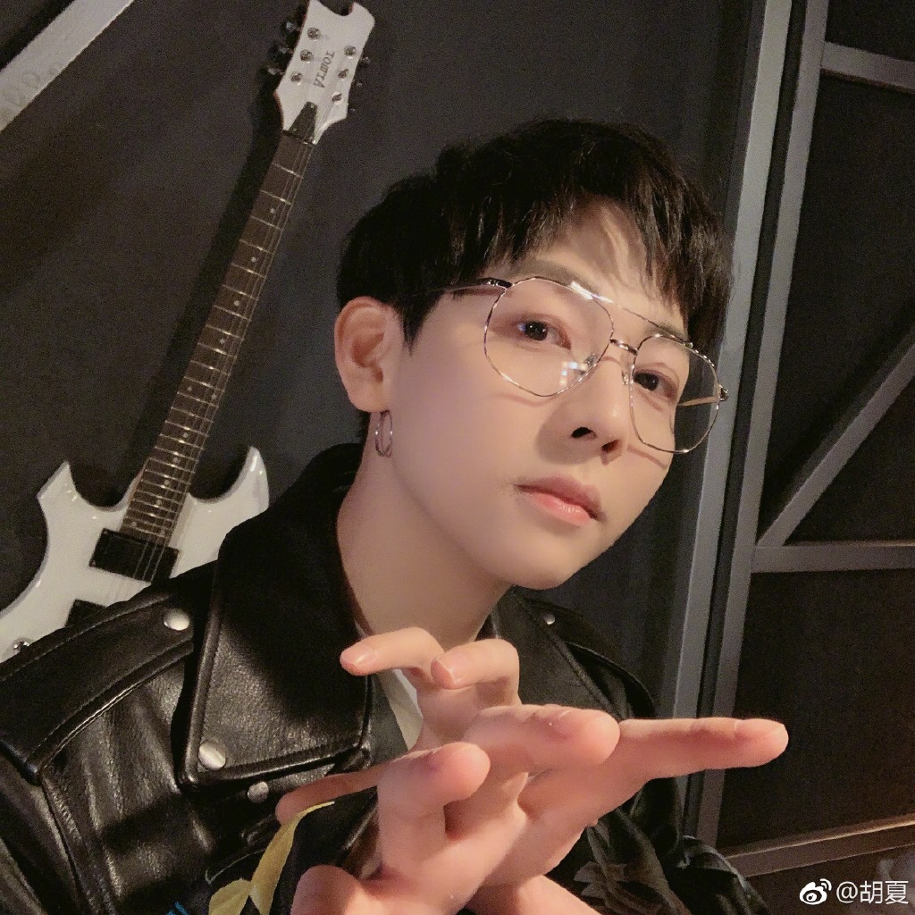 胡夏打游戏厉害吗(胡夏玩王者荣耀)