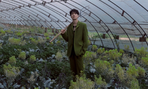 吴世勋吃醋鹿晗动态图(鹿晗吴世勋高清合照)