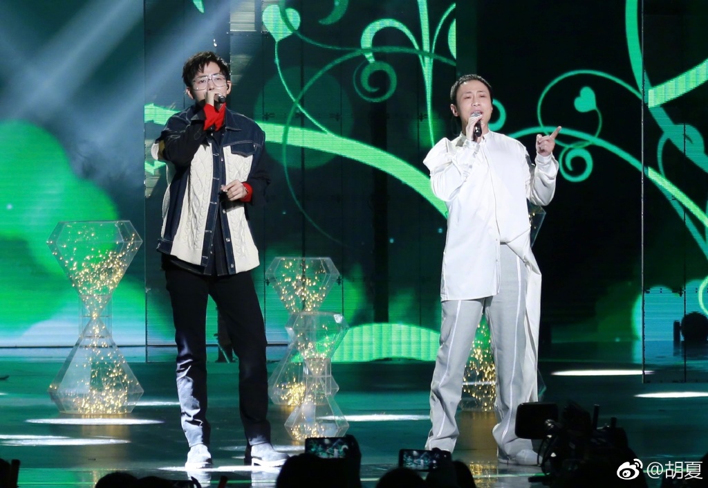 胡夏打游戏厉害吗(胡夏玩王者荣耀) 胡夏打游戏厉害吗(胡夏玩王者荣耀)