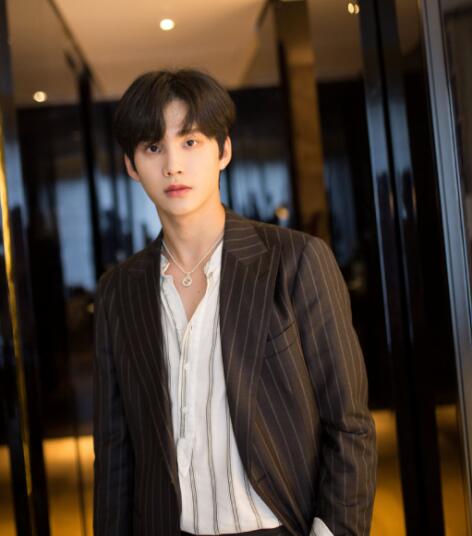 姚明明周彦辰是什么关系(肖宇梁姚明明什么关系) 姚明明周彦辰是什么关系(肖宇梁姚明明什么关系)