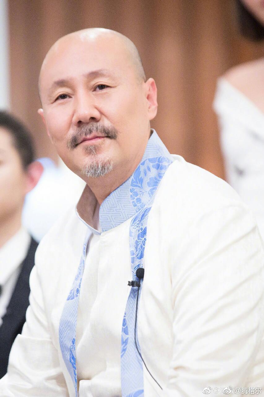 腾格尔卡路里假唱是真的吗(腾格尔唱卡路里视频)