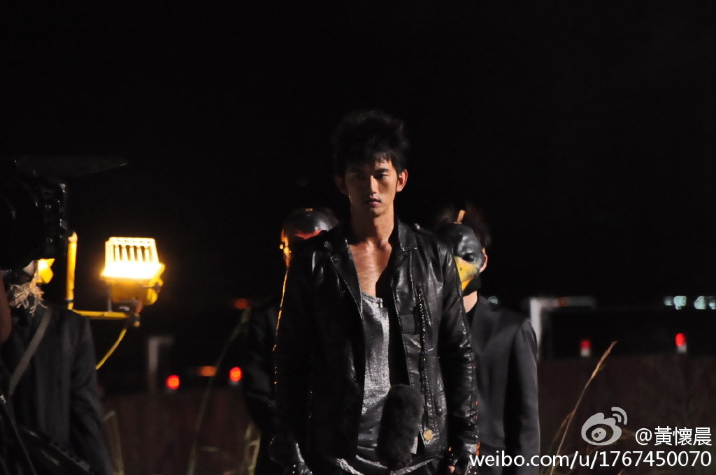 黄怀晨家里很有钱是富二代吗 黄怀晨家里很有钱是富二代吗