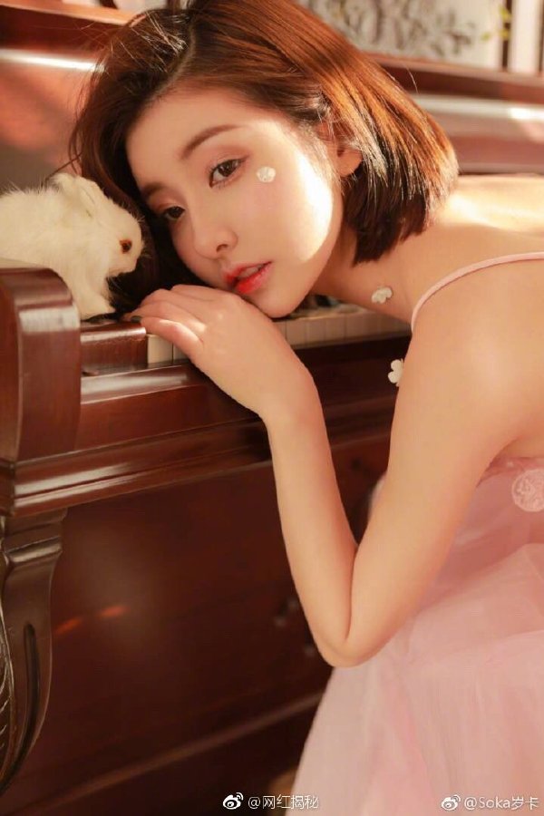 豆得儿不工作哪来的钱(豆得儿家境)