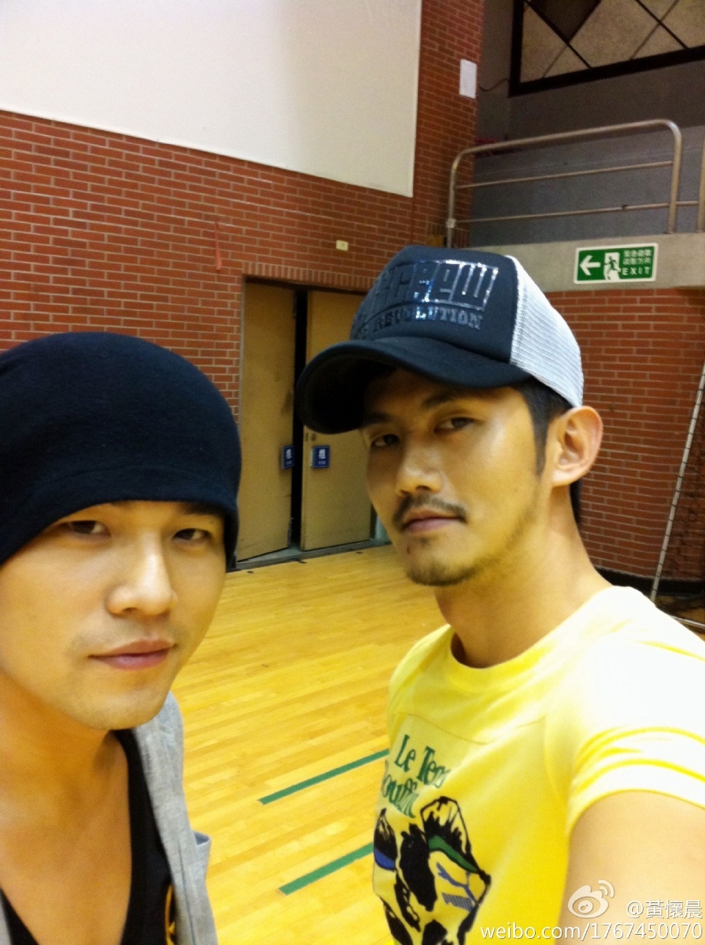 黄怀晨家里很有钱是富二代吗 黄怀晨家里很有钱是富二代吗