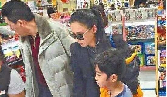 殷桃现任丈夫是孙东海吗(殷桃孙东海为什么分手) 殷桃现任丈夫是孙东海吗(殷桃孙东海为什么分手)