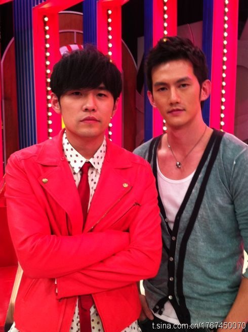 黄怀晨家里很有钱是富二代吗 黄怀晨家里很有钱是富二代吗