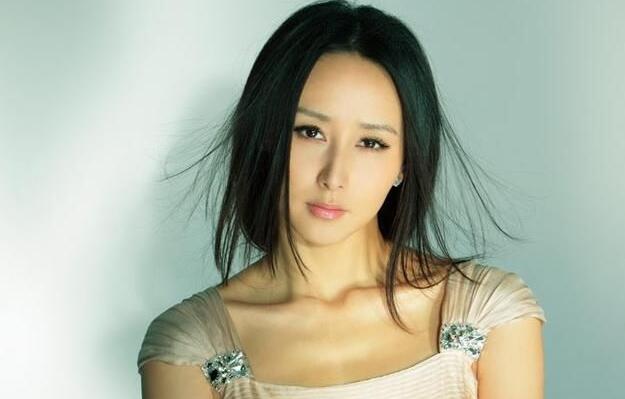 胡静老公背景微博曝光太强悍(胡静的新浪微博)