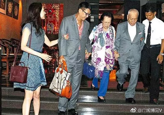 许晋亨是独子吗为啥这么穷(许晋亨真的没钱吗)