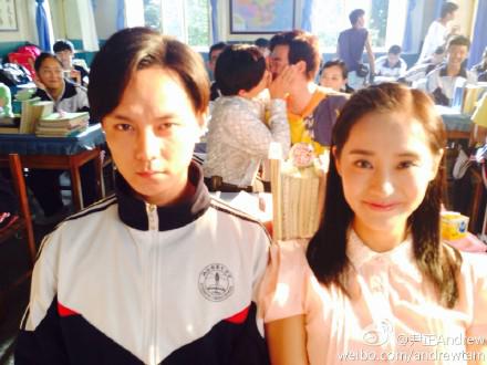 尹正和张蓝心恋情曝光(尹一和尹正是什么关系)