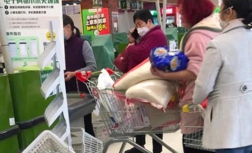 为什么各地都在抢购大米事件始末(关于抢购大米) 为什么各地都在抢购大米事件始末(关于抢购大米)