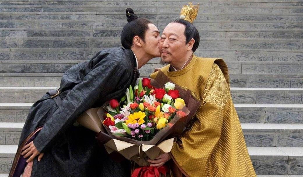 倪大红是谁的妹夫？倪大红的老婆倪炜照片