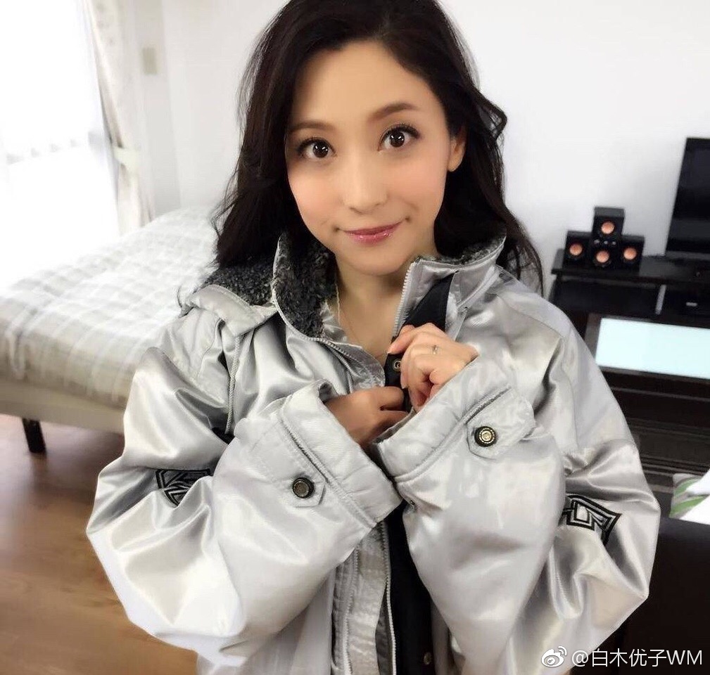 白木优子的新浪微博是自己写的吗(木子文哥01的微博)