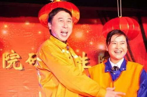 姜昆和苗阜是什么关系？苗阜郭德纲谁辈分大