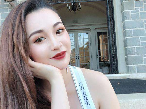 吴秀波演一个睡一个真的假的？2011年朱