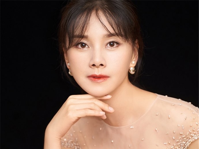 演员何琳老公家庭背景曝光(何琳个人资料老公是谁)