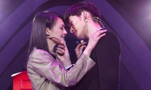 郑爽初恋男友是谁引猜测(郑爽 初恋不是那个人)