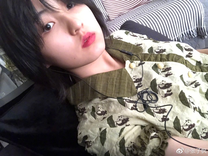 张子枫的鼻子是整容的吗？张子枫和熊梓淇是