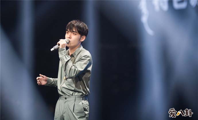 徐均朔的女朋友是谁？徐均朔个人资料简介因(徐均朔 男朋友)