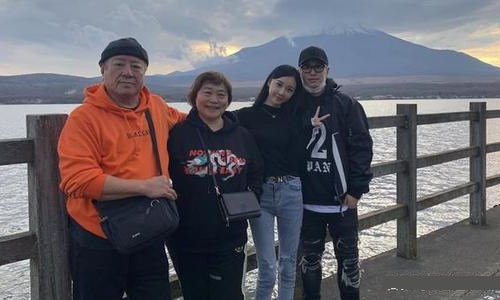 潘玮柏微博宣布结婚喜讯(吴昕潘玮柏宣布结婚喜讯)