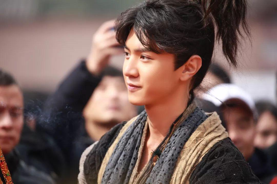 陈哲远双眼皮是真的还是割的?陈哲远上快乐 陈哲远双眼皮是真的还是割的?陈哲远上快乐