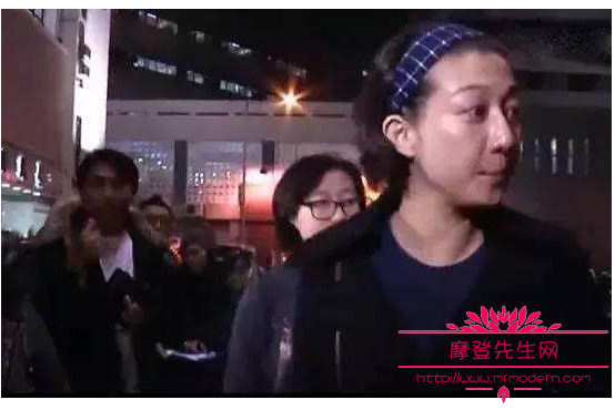 成龙和吴绮莉最后合影照片(成龙前妻吴绮莉后来照片) 成龙和吴绮莉最后合影照片(成龙前妻吴绮莉后来照片)