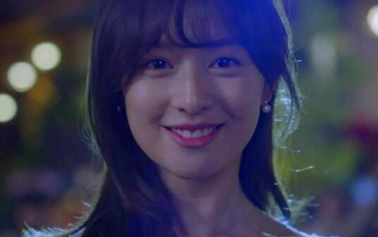 金智媛整容了吗眼睛变化大(金智媛长相评价) 金智媛整容了吗眼睛变化大(金智媛长相评价)