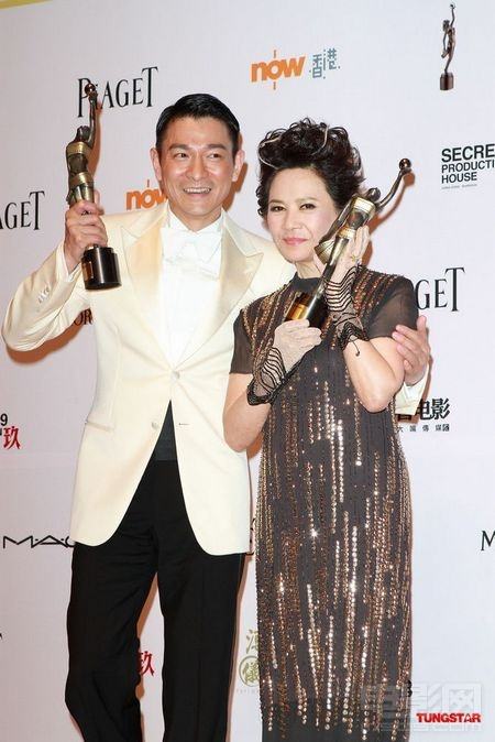 叶德娴和刘德华什么关系？叶德娴年轻时候的(叶德娴和刘德华关系有多好)