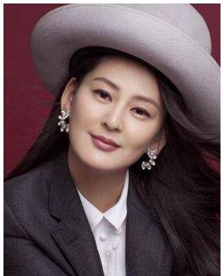 黄澜和黄菡是什么关系?黄澜前夫和现任老公(黄澜的前任与现任老公)