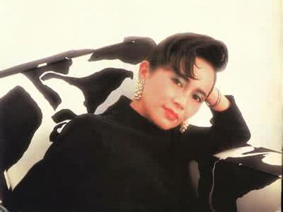 叶德娴和刘德华什么关系？叶德娴年轻时候的(叶德娴和刘德华关系有多好)