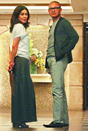 刘德华和关之琳的儿子(关之琳是刘德华女朋友吗)