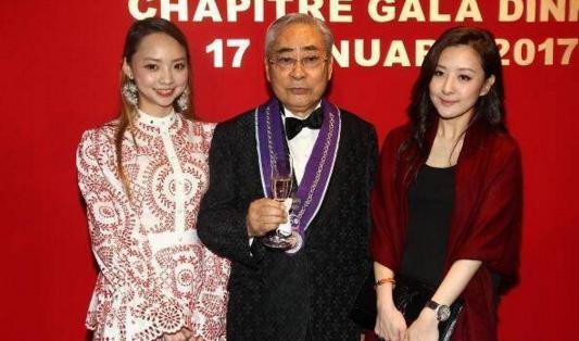 何傲儿林建名真的是爷孙恋吗？两个人现在结