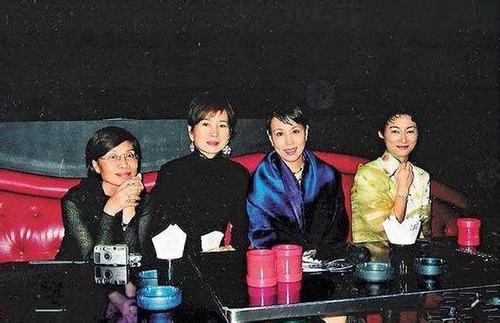 井莉老年照片曝光 井莉老年照片曝光