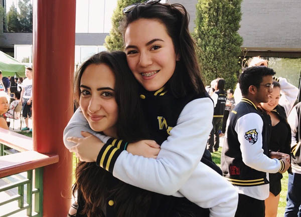 苏芒为什么给陈嘉明钱？苏芒的孩子是谁的