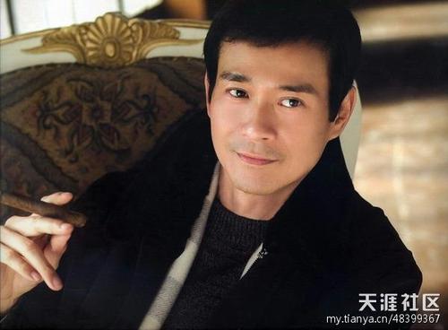 郑少秋为什么是吴尊的爸爸？郑少秋是渣男吗