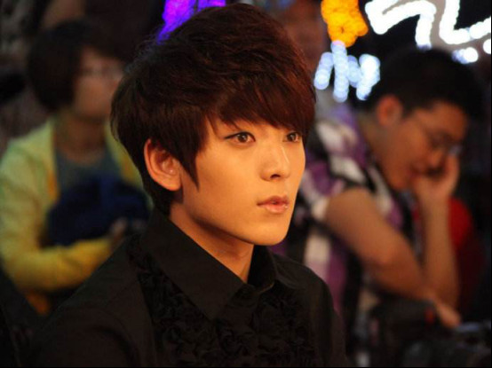 陈翔和毛晓彤什么关系？陈翔是哪一届的快男(毛晓彤什么时候和陈翔在一起的)