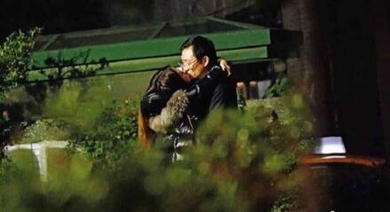 陈绮贞男友妻子坦言不料偶像是丈夫小三(陈绮贞的男朋友)