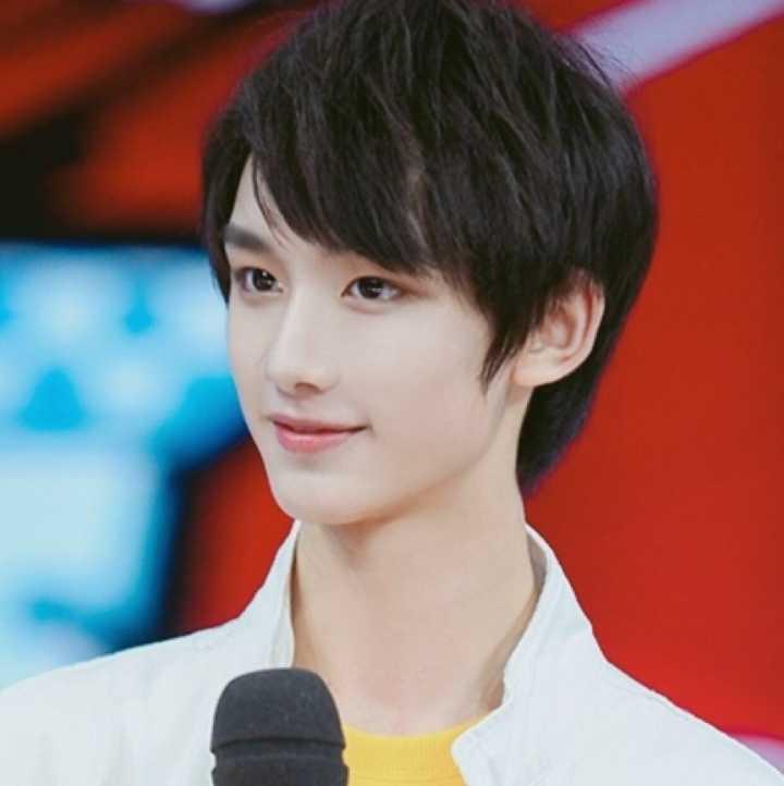 丁程鑫为什么叫小略？丁程鑫的姐姐丁兰馨照