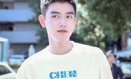 陈飞宇北电报道正式开启大学生活(陈飞宇以外籍学生身份被北电录取)