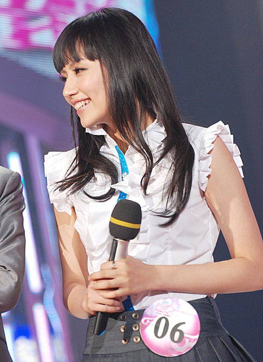 刘惜君不雅照照片(请放刘惜君的照片)